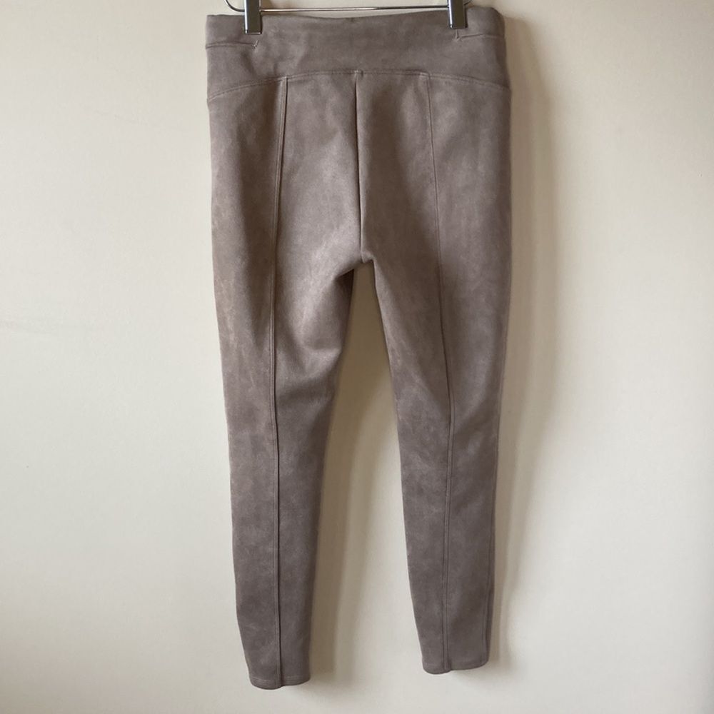 Spanx Faux Suede Leggings Camel Size Medium - Picture 5 of 14